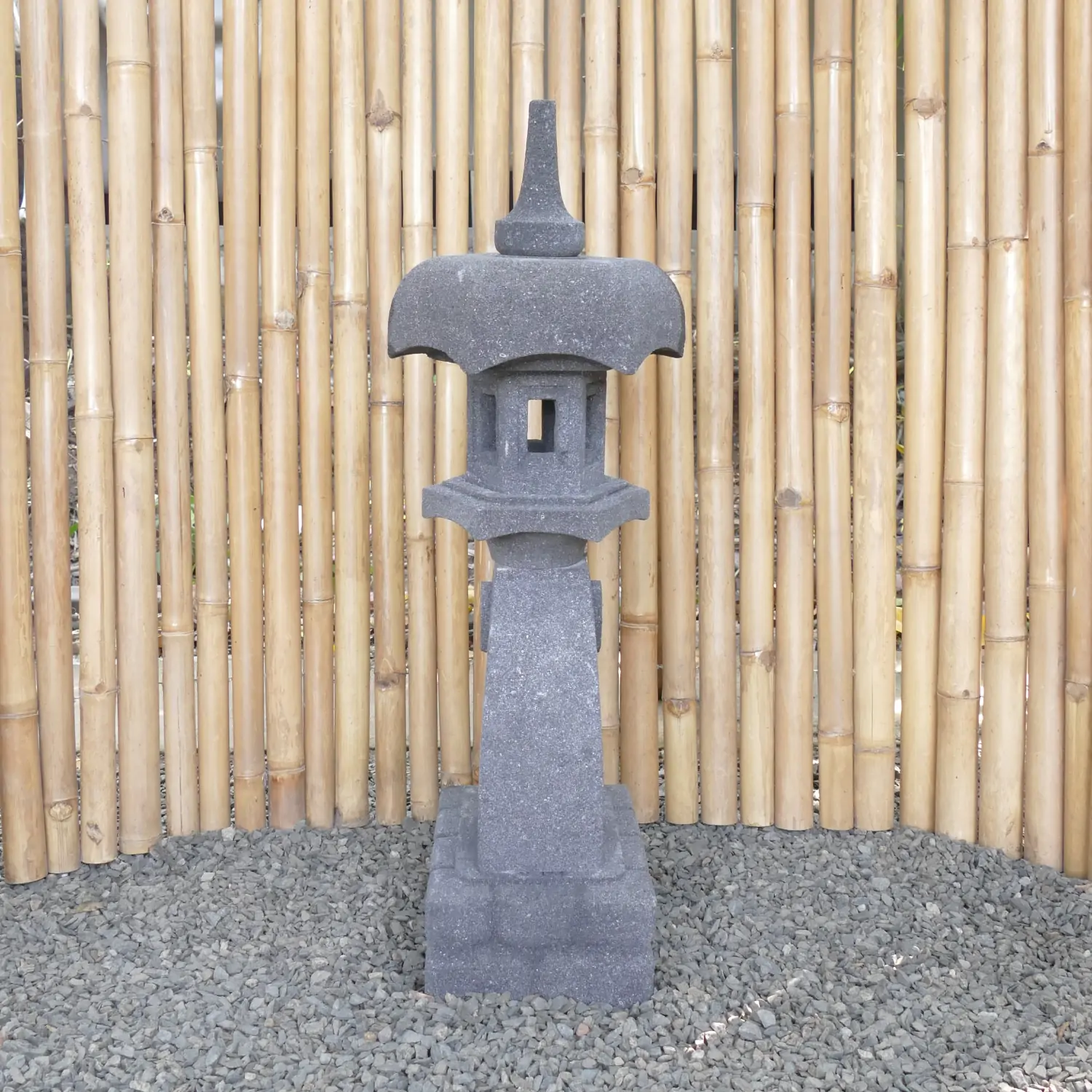  Product image 2 of the product “Japanese style Garden Lantern, made from Andesit Stone. Multipart. 90 cm Height, Roof is 30 cm width. ”
